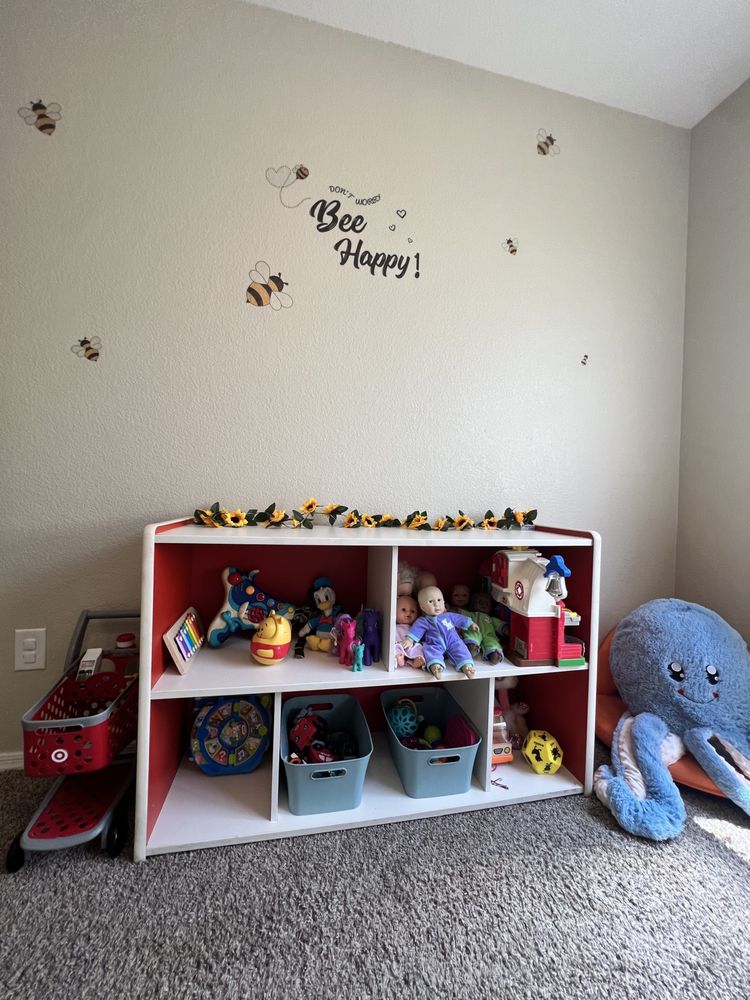 Titi’s Bees Childcare - childcare center in San Tan Valley, AZ