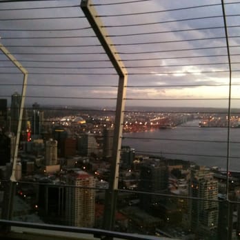 Space Needle - Landmarks & Historical Buildings Near Me - Seattle, Washington