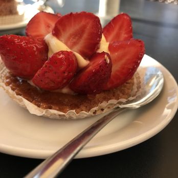 My French Cafe - Strawberry tart - Bakeries Near Me - Windermere, Florida My French Cafe - Strawberry tart - Bakeries Near Me - Windermere, Florida