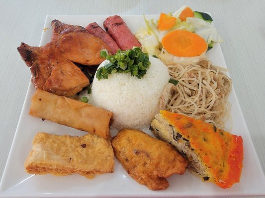 Com Tam Ninh Kieu by null