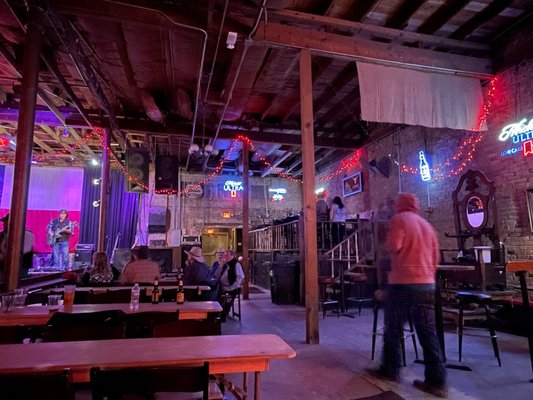 Coupland Dancehall by null