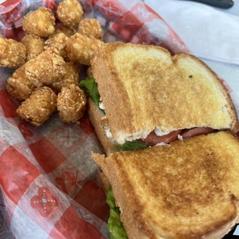 Udder Delights - Grilled chicken sandwich - Ice Cream & Frozen Yogurt Near Me - Wayne, Nebraska Udder Delights - Grilled chicken sandwich - Ice Cream & Frozen Yogurt Near Me - Wayne, Nebraska