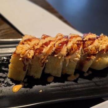 Sumo Sushi - Golden tiger roll - Sushi Bars Near Me - Ontario, California Sumo Sushi - Golden tiger roll - Sushi Bars Near Me - Ontario, California