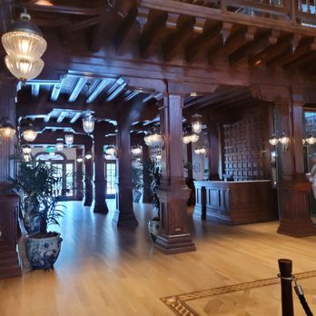 Hotel del Coronado, Curio Collection by Hilton - Lobby of iconic Victorian hotel - Coronado, CA