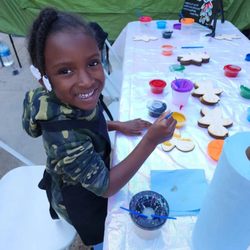 Touched By An Angel Arts N Crafts - Our little ones had a fun time painting at our free paint event.