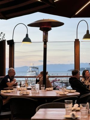 Riva Grill On the Lake by null