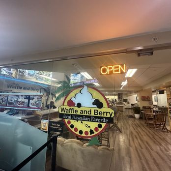 Waffle and Berry - Waffles Near Me - Honolulu, Hawaii