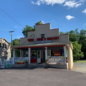 Boyd's Country Store - the outside of the store - Beer, Wine & Spirits Near Me - Boyds, Maryland