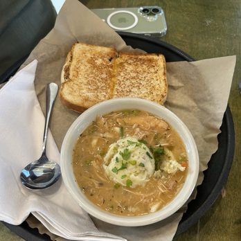 Tanya's Soup Kitchen - Chicken noodle soup with mashed potatoes and kids grilled cheese sandwich - Soup Near Me - Wichita, Kansas Tanya's Soup Kitchen - Chicken noodle soup with mashed potatoes and kids grilled cheese sandwich - Soup Near Me - Wichita, Kansas