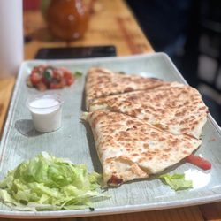Las Brazas Taquería - Quesadilla
