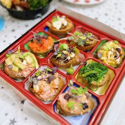 Picnic Time Cafe - 9 Inari/yubu set