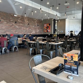 Boiling Point - Comfort Food Near Me - Garden Grove, California