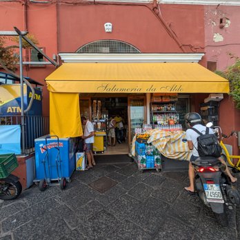 Salumeria da Aldo - Front of the store - Salumerie Near Me - Capri, NA Salumeria da Aldo - Front of the store - Salumerie Near Me - Capri, NA