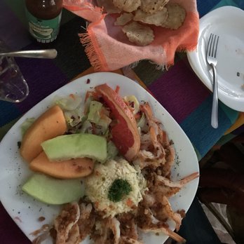 Restaurant Isla Cozumel - Shrimp stuffed with roasted garlic and bacon. - Mexican Near Me - Chapala, JAL