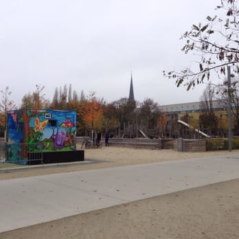 Park Am Gleisdreieck - Another playground. - Parks Near Me - Berlin, BE Park Am Gleisdreieck - Another playground. - Parks Near Me - Berlin, BE