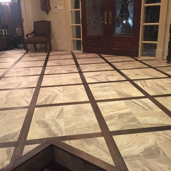 EZ Floors - Another view of the wood/tile inlay in entry. - Flooring Near Me - Houston, Texas EZ Floors - Another view of the wood/tile inlay in entry. - Flooring Near Me - Houston, Texas
