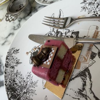 Mad Hatters Afternoon Tea - Coffee & Tea Near Me - London, XGL Mad Hatters Afternoon Tea - Coffee & Tea Near Me - London, XGL