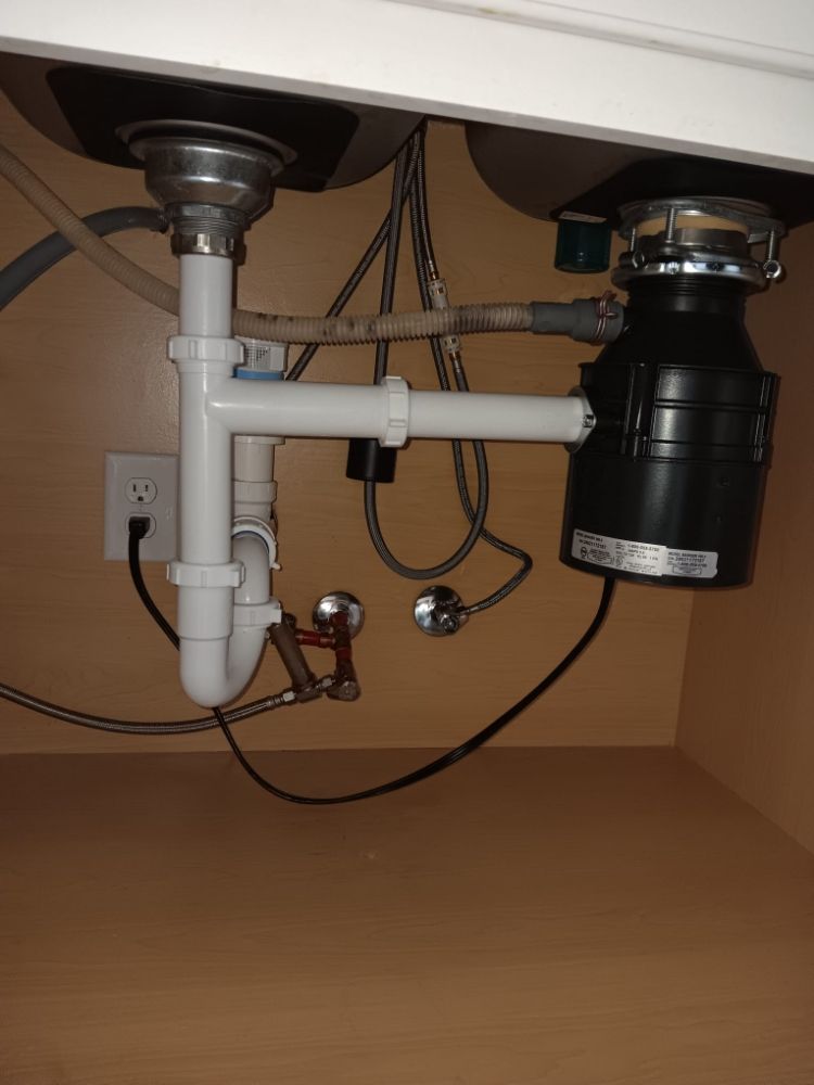 Slide of Aldana Tiles Construccion