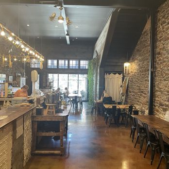 Cafe Blackbird - Sandwiches Near Me - Denison, Texas