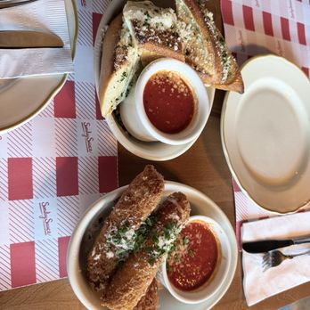Sunday Sauce - Garlic cheese bread and cheese sticks - Italian Near Me - Portland, Oregon Sunday Sauce - Garlic cheese bread and cheese sticks - Italian Near Me - Portland, Oregon