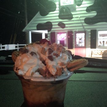 Sweet Cowoline'S - Chocolate udderbutter sundae - Ice Cream & Frozen Yogurt Near Me - Elkton, Maryland Sweet Cowoline'S - Chocolate udderbutter sundae - Ice Cream & Frozen Yogurt Near Me - Elkton, Maryland