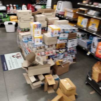 Petco - Food that needs to be put away - Pet Groomers Near Me - Walnut Creek, California Petco - Food that needs to be put away - Pet Groomers Near Me - Walnut Creek, California
