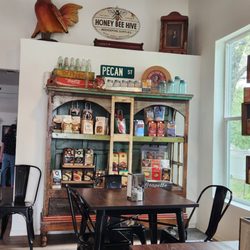 Pecan Street Cafe