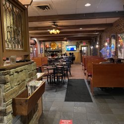 Aurelio's Pizza - Inside the restaurant
