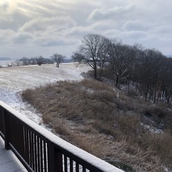 Tara Point Inn