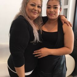 Vanité Salon - The lovely ladies who performed my services! Edith (nails) on left, Elena (hair) on the right.