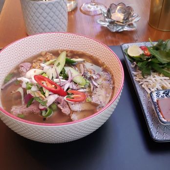 Hang's - Beef Pho - Vietnamese Near Me - Zürich, ZH