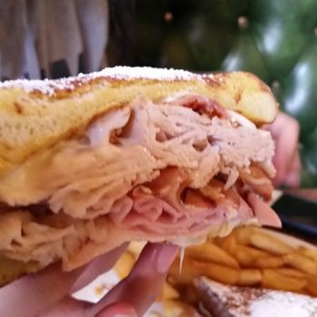 Colonial Kitchen - Close up of the monte cristo goodness - Breakfast & Brunch Near Me - San Marino, California Colonial Kitchen - Close up of the monte cristo goodness - Breakfast & Brunch Near Me - San Marino, California