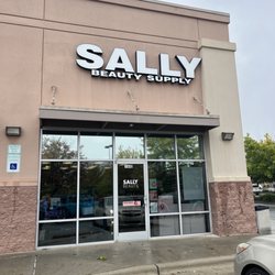 Sally Beauty - Outside