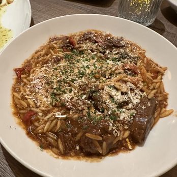 Avli River North - Beef Yiouvetsi - Greek Near Me - Chicago, Illinois
