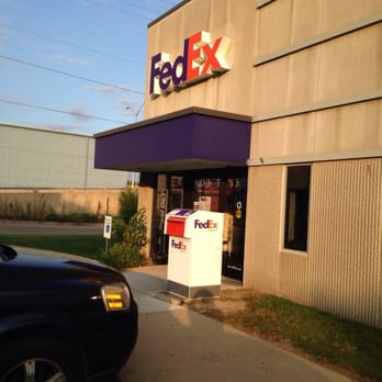 FedEx Ship Center - Shipping Centers Near Me - Des Moines, Iowa FedEx Ship Center - Shipping Centers Near Me - Des Moines, Iowa