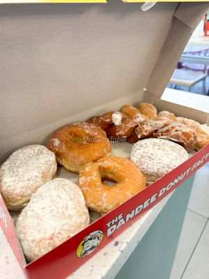 Dandee Donut Factory by null