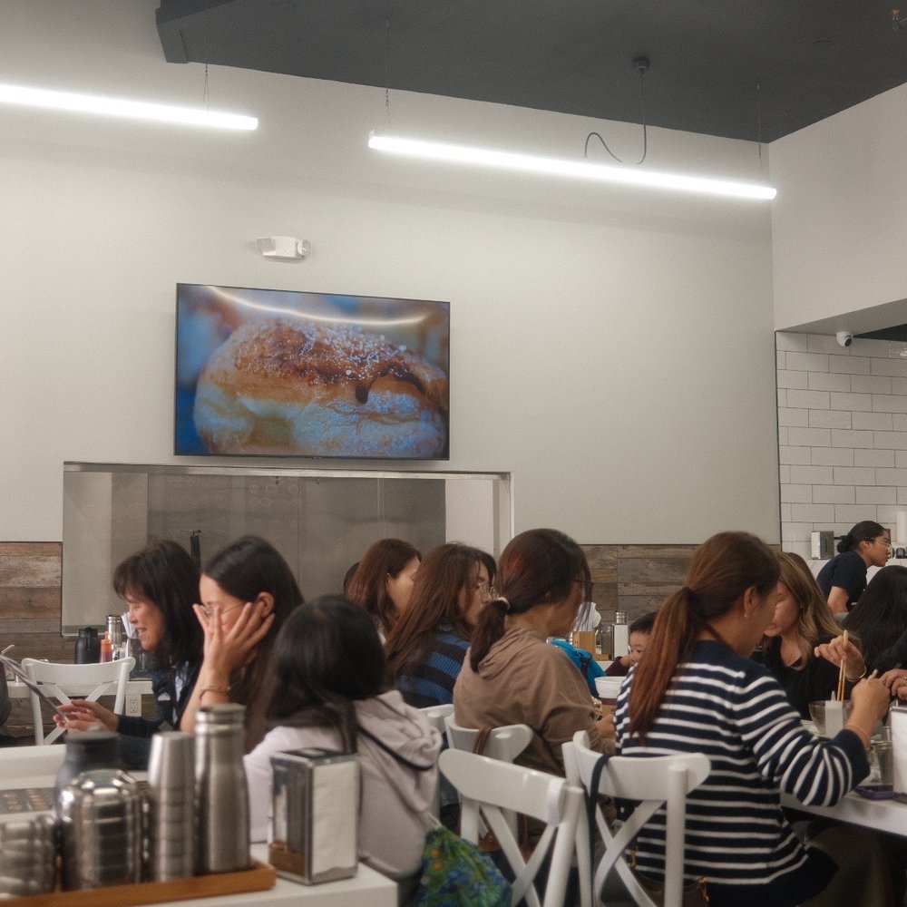 Yoo's Place - Seating area - Korean Near Me - Irvine, California Yoo's Place - Seating area - Korean Near Me - Irvine, California