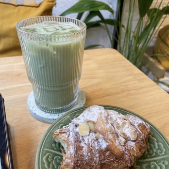 Le Phin - Pandan Matcha Latte and Almond Croissant - Coffee & Tea Near Me - New York, New York