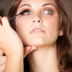 Elizabeth Thomas Makeup Aristry