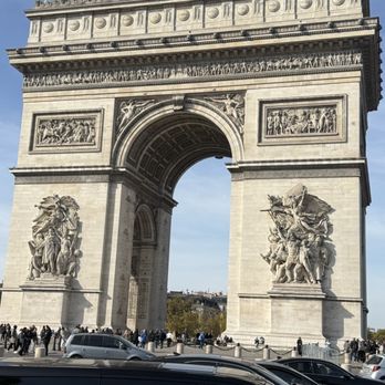 L'Arc de Triomphe - Arc de Triomphe! - Landmarks & Historical Buildings Near Me - Paris, 75