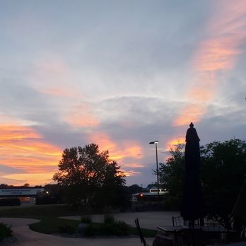 ROAM Kitchen + Bar - Sunset from patio - New American Near Me - Sioux Falls, South Dakota ROAM Kitchen + Bar - Sunset from patio - New American Near Me - Sioux Falls, South Dakota