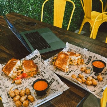 I Heart Mac and Cheese - Sandwiches Near Me - Sacramento, California I Heart Mac and Cheese - Sandwiches Near Me - Sacramento, California