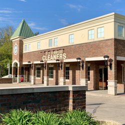 DO Summers Cleaners - Outside