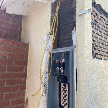 IND Construction - Replacing the new electric system and panel - General Contractors Near Me - Encino, California
