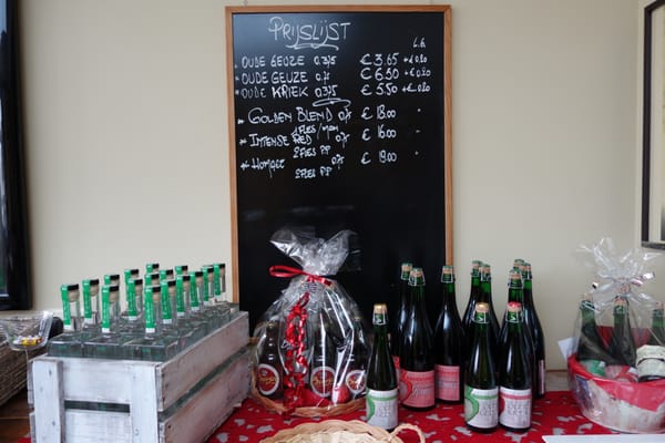 De 3 Fonteinen by null