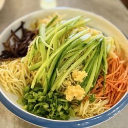 Boiling BeiJing - Beijing Style Cold Noodles with Sesame Paste