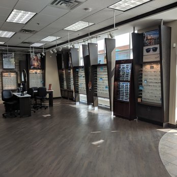 IRIS Optometrists and Opticians - Waterloo - Optometrists Near Me - Waterloo, Ontario