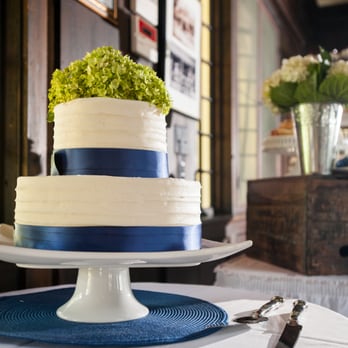 Nothing Bakes Like a Parrott - a wedding cake - Bakeries Near Me - Westbrook, Maine Nothing Bakes Like a Parrott - a wedding cake - Bakeries Near Me - Westbrook, Maine