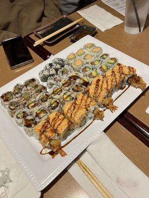 Nijiya Sushi by null