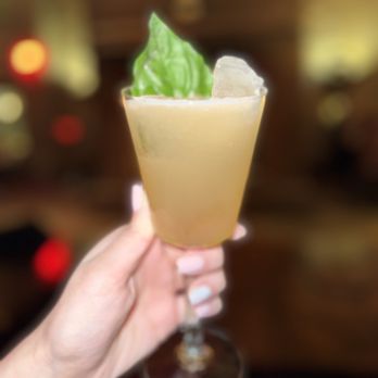 Sternewirth Bar - The Three Emmas (~$12) - Cocktail Bars Near Me - San Antonio, Texas Sternewirth Bar - The Three Emmas (~$12) - Cocktail Bars Near Me - San Antonio, Texas